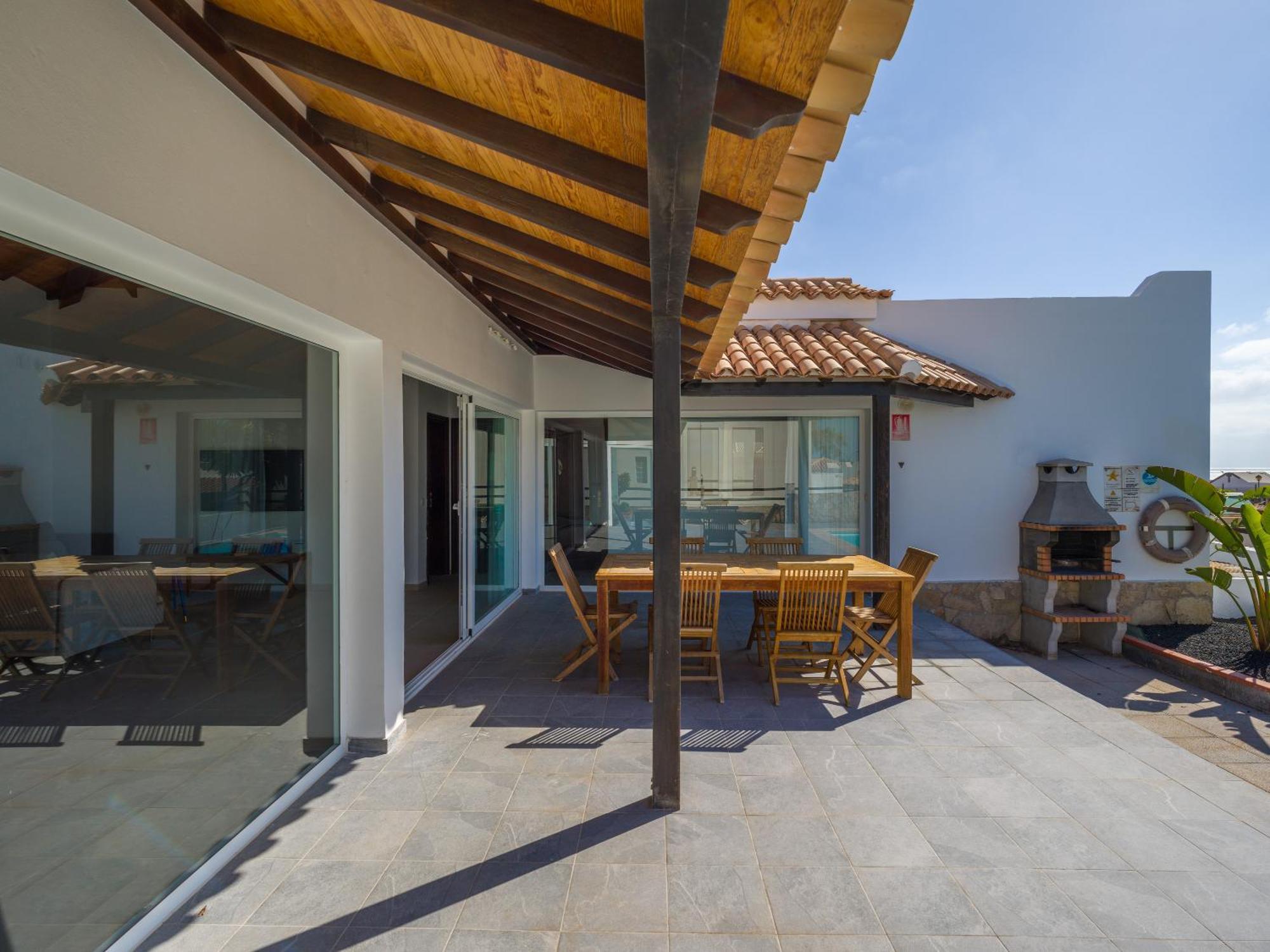 Lobos With Private Pool And Bbq