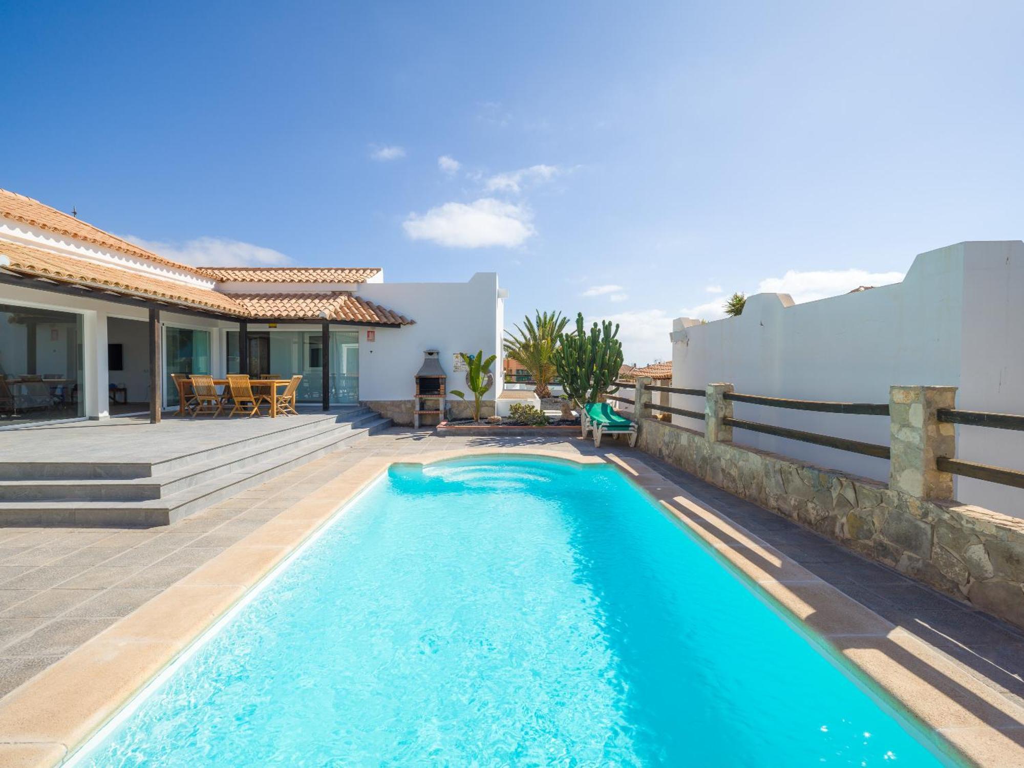 Lobos With Private Pool And Bbq *